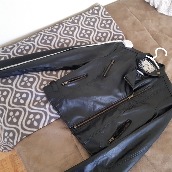 Sans Souci faux leather jacket - Picture 5 of 8